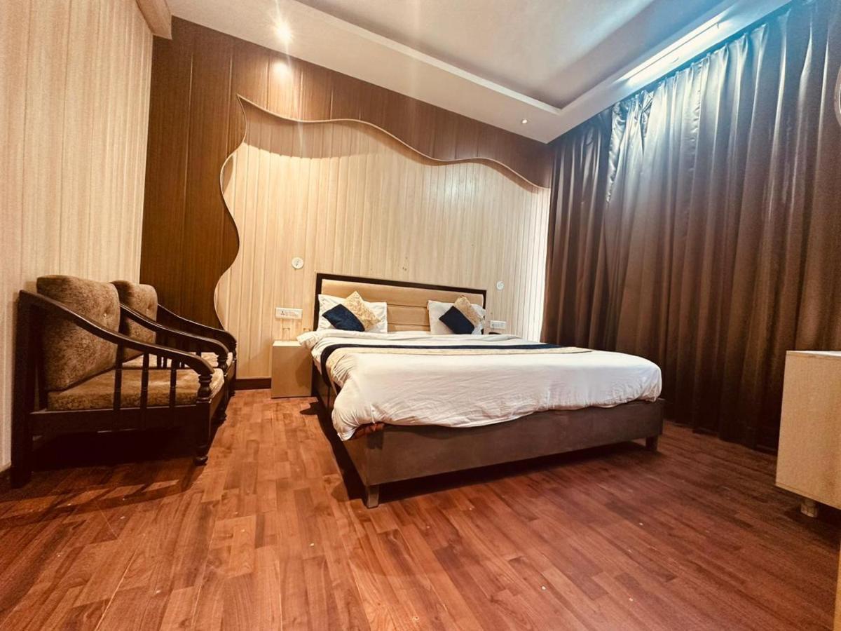 Hotel Royal Residency 马拉里 外观 照片
